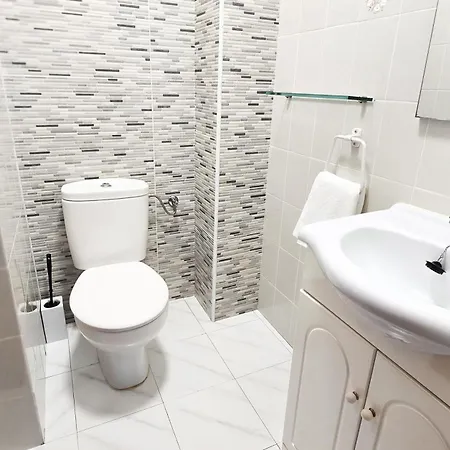 Innhome - Jaime Del Amo Apartment *